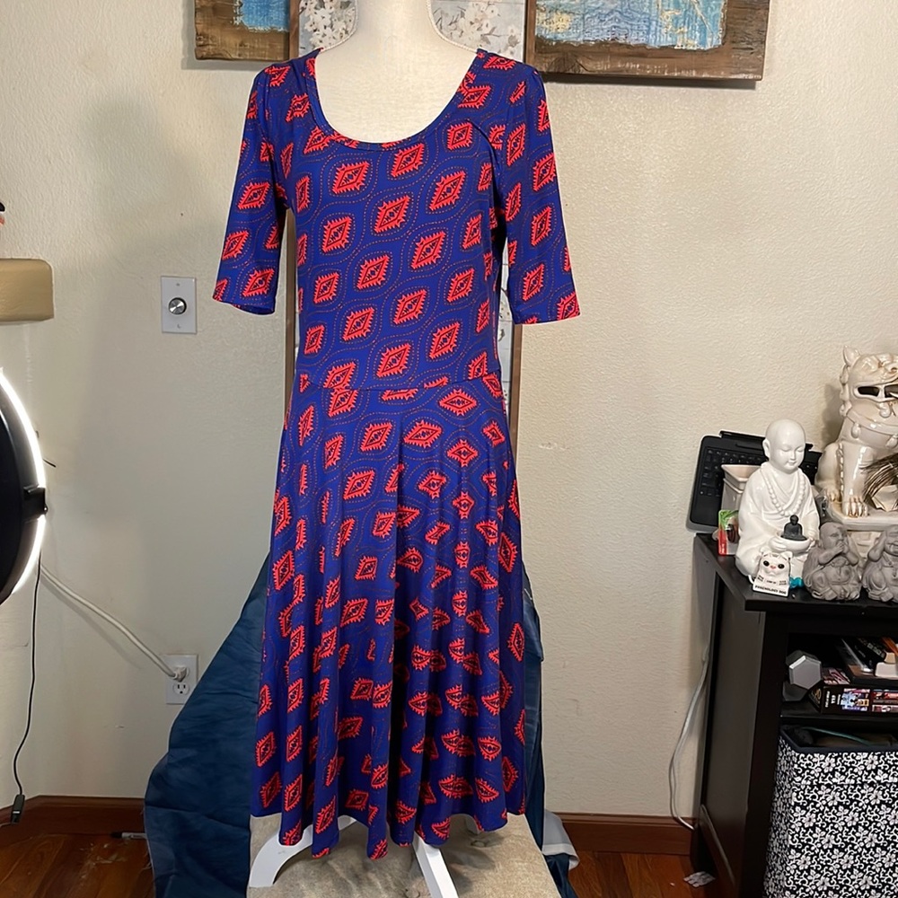 Size Large Lularoe Nicole Dress